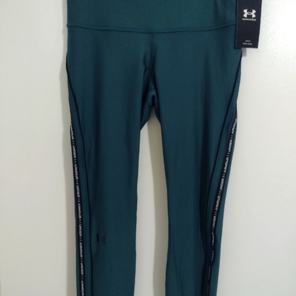 Under armour lg green tights